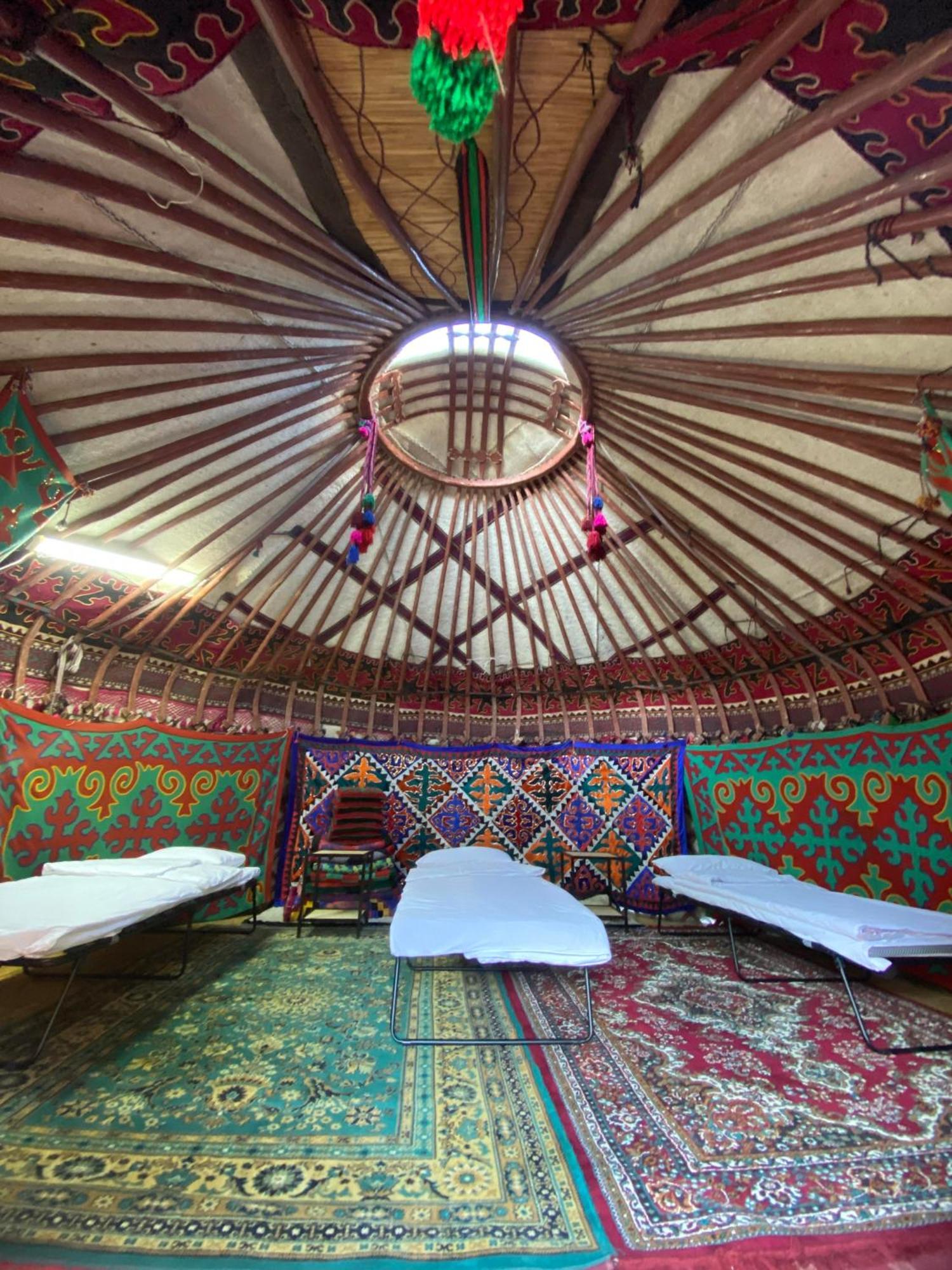 Agyn Guest House Karakol Exterior foto